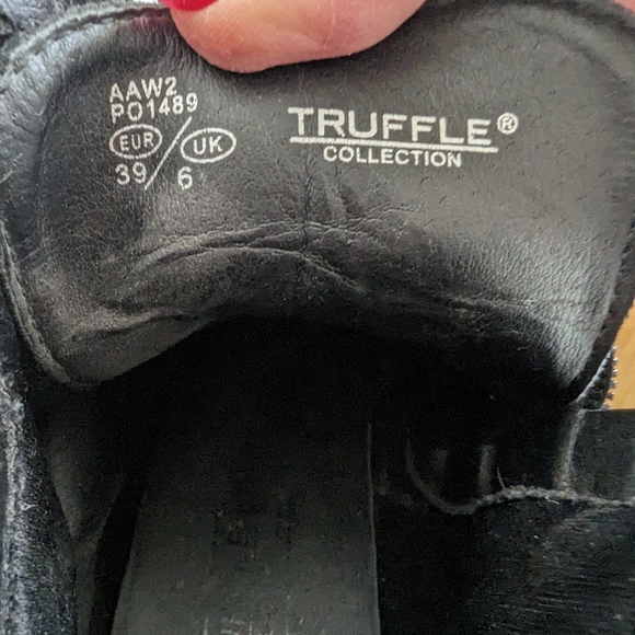 Platform Suede Boots - Truffle Collection EU39 - Picture 3 of 6